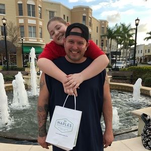 Meet your Posher, Melissa